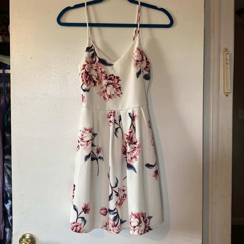 NWT White Floral Dress